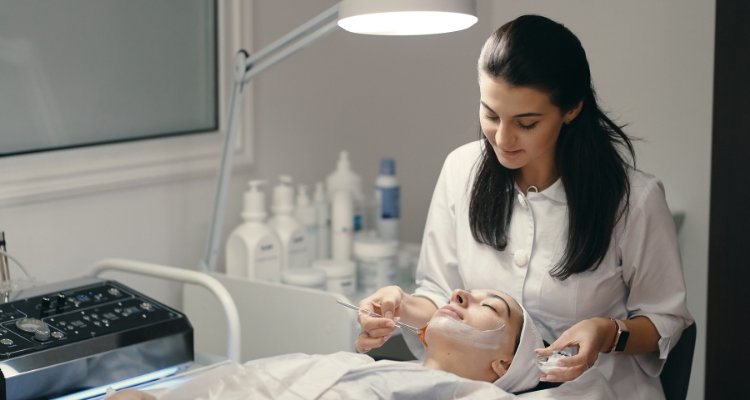 Digital Marketing Strategies for Skin-Care Clinics